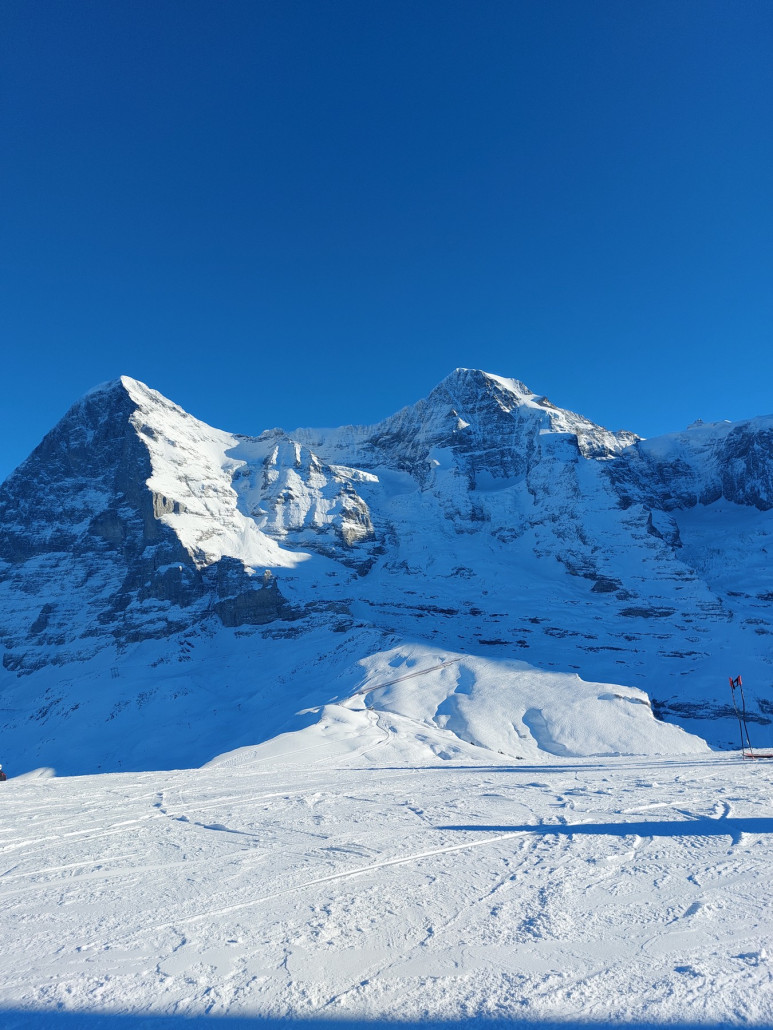 Die grossen Berge, die der Sonne im Weg stehen ;)