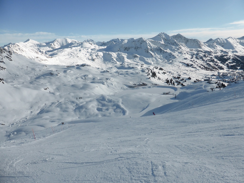 die Seekareckpiste. Nicht wirlich lang, aber eine sehr schöne Piste,, wie ich finde. Auf der anderen Seite des Lifts gibt es eine weitere Piste, die sich etwas schmäler durchs Gelände schlängelt. Die war aber noch nicht offen.