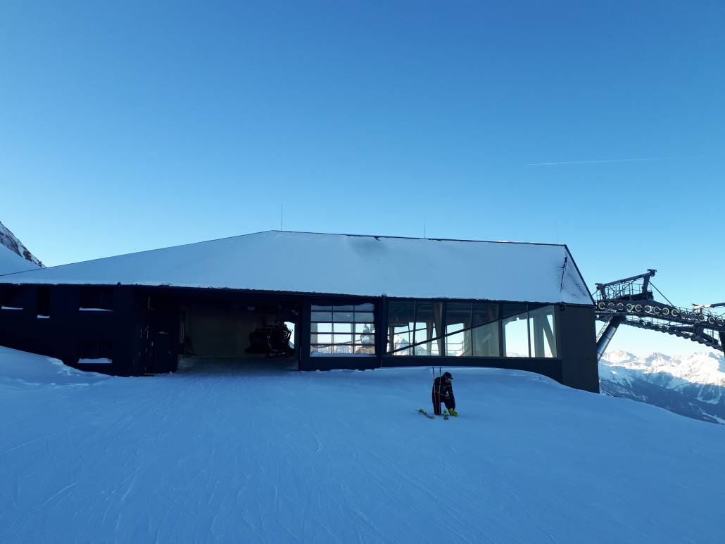 Bergstation von außen