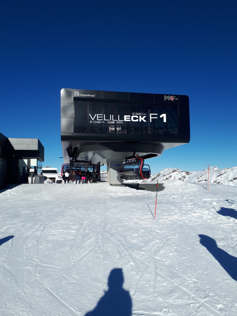 Am besten per Vellileckbahn zu erreichen