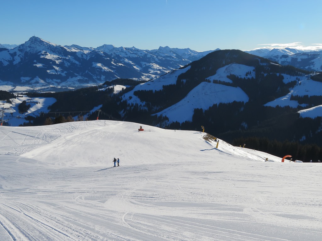 Gute Pistenverhältnisse an der Almbahn in Skigebietsteil Ellmau