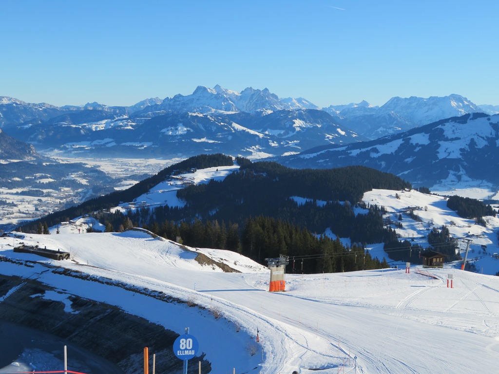 Blick Richtung Osten (Loferer Steinberge und Hochkönig