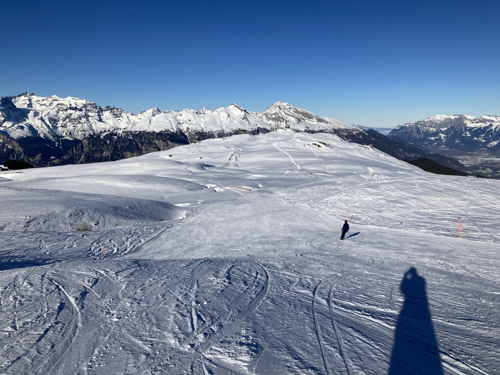 Absolut leer und beinahe perfekter Pulverschnee auf der blauen 80, sehr zu empfehlen!