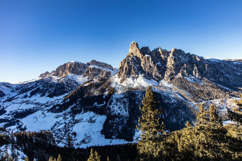 Blick auf die Berge von Corvara.