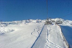 Silvrettanova. 6er Sessel Madrisella. Rote Piste geöffnet.