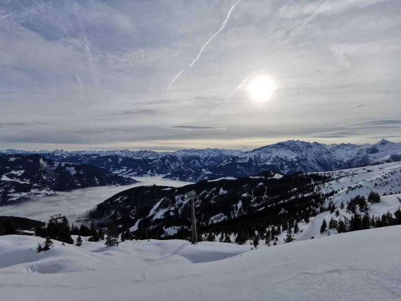 16. Der Zeller See heute leider auch unter einer Nebeldecke. Aber ich habe ja ein Vergleichsbild....jpg