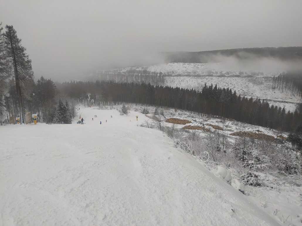 Neues Panorama rote Piste Kappe