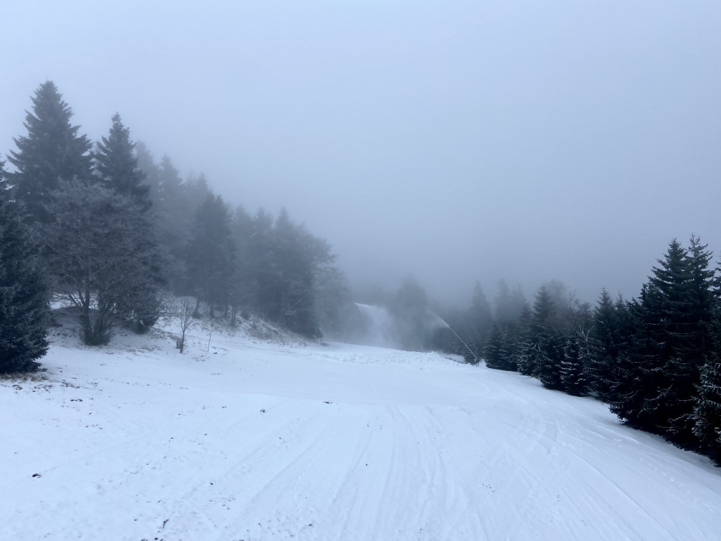 auch oben abgesperrt weil noch viel Schnee fehlt