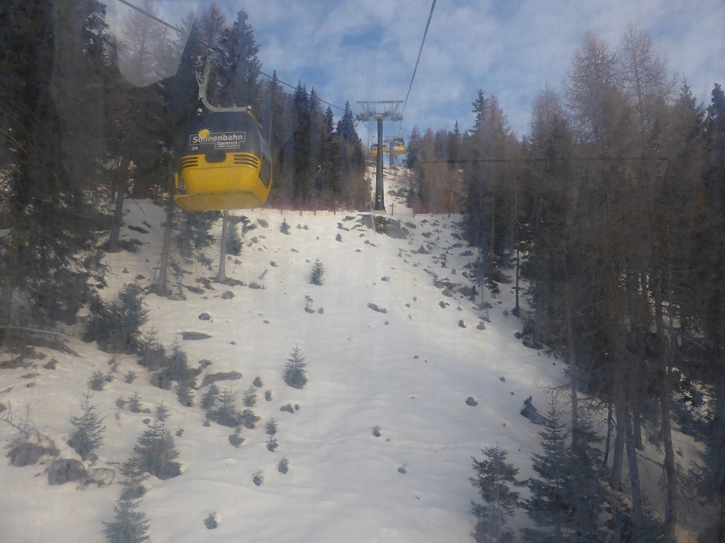 und tatsächlich, ein paar hundert Meter höher...