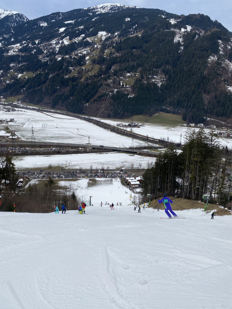 Zielhang Talabfahrt 16 Uhr