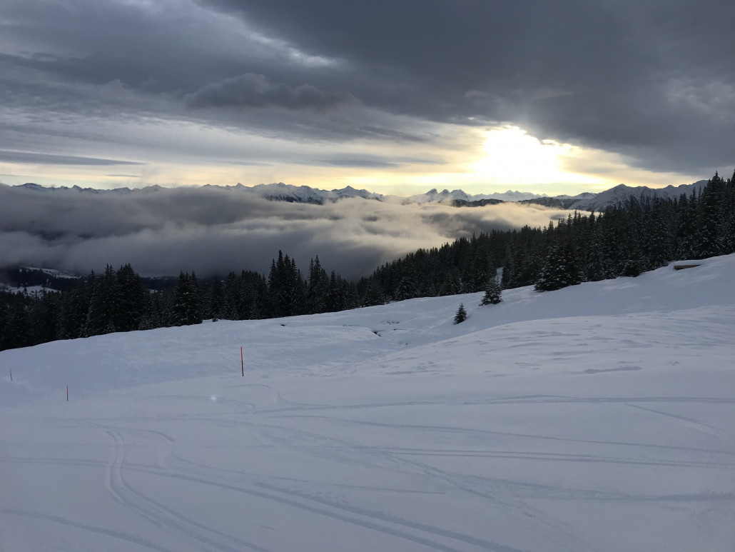 Die Plaunpiste mit dünner Neuschneeauflage anfänglich gut zu fahren