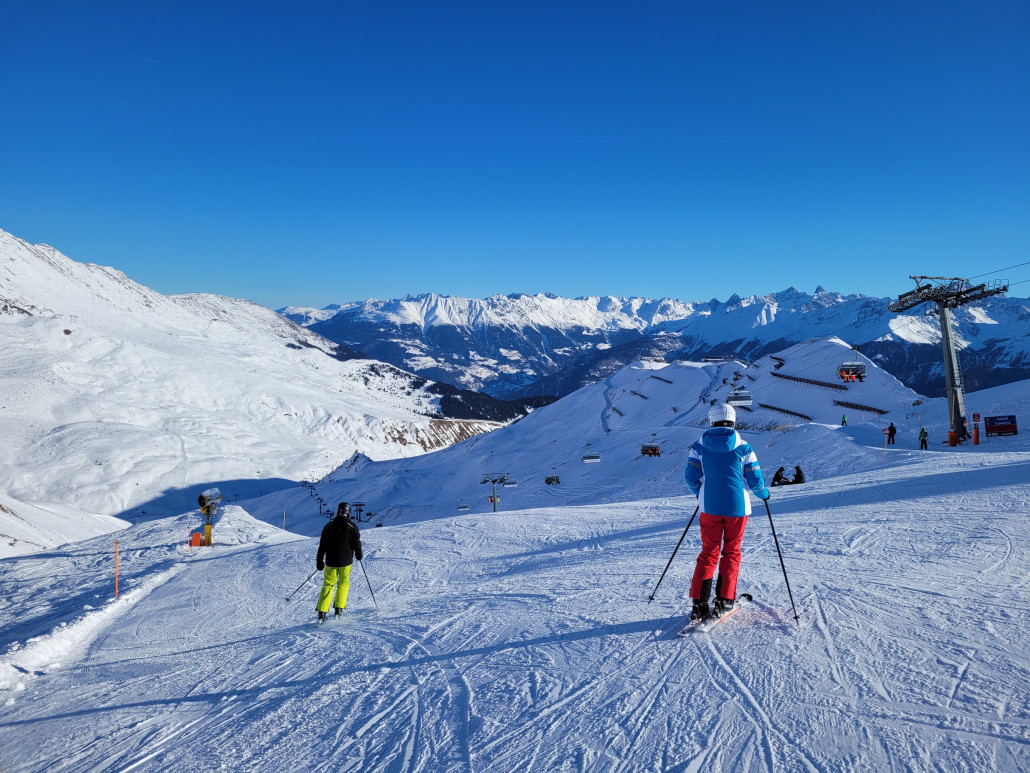 Also nochmal mit der Moosbahn hoch und die geniale Scheidabfahrt mitgenommen! Aber auch an der Scheid jetzt 3 Minuten Wartezeit, also sagten wir uns, Augen zu und durch und ab nach hinten!