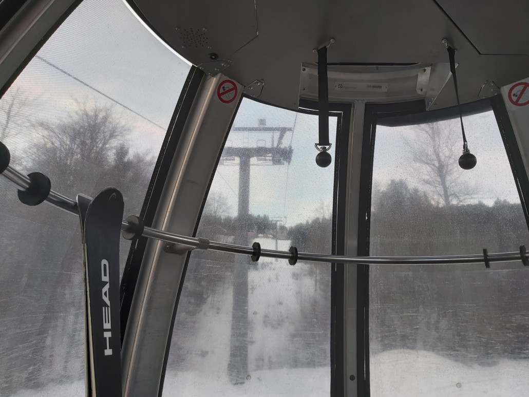 In der Ersten. Die Scheiben sind zum Teil aber schon arg zerkratzt.