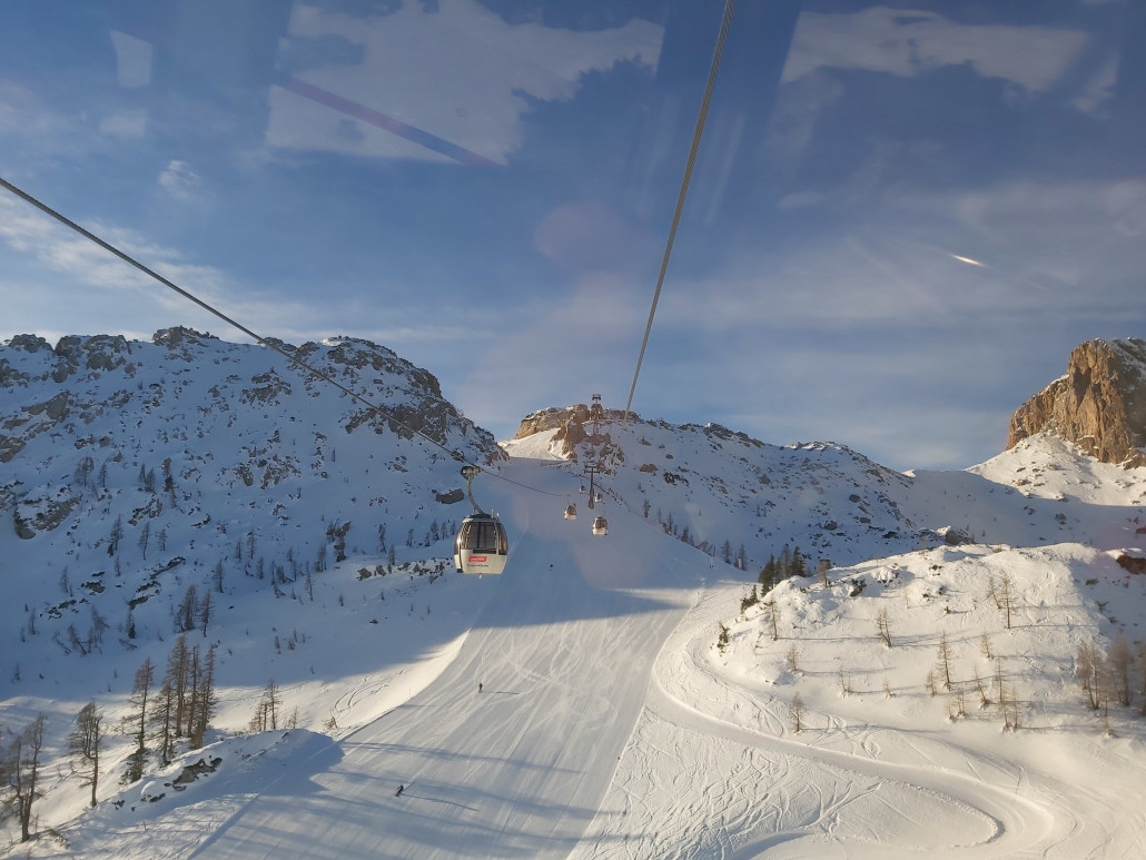 Im unterem bereich Knollig, oben gut zu fahren.