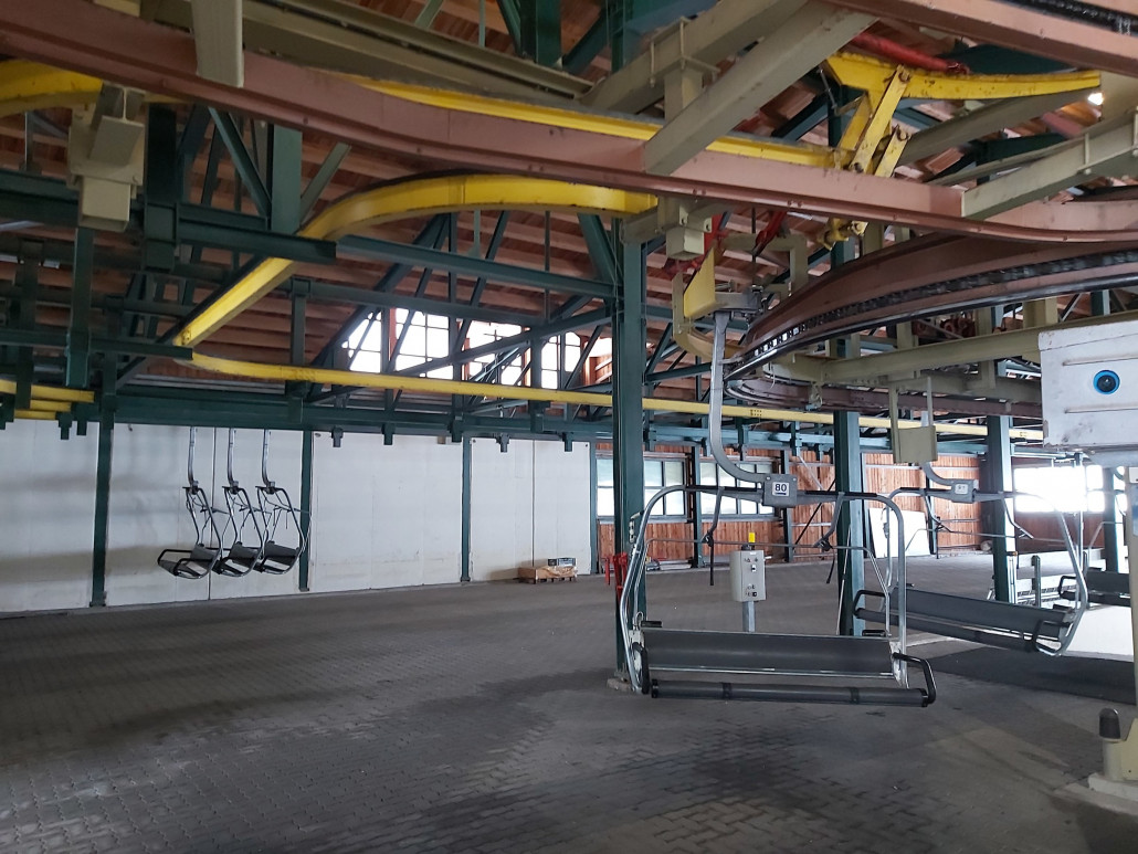 Die Weichen sind noch per Kabelzug zu stellen.