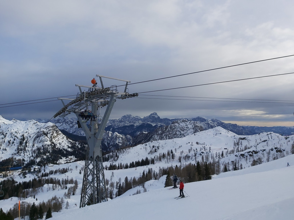 Die Schwesternahn ist zwar auch nett, doch ist diese Gemütlicher unterwegs und so mehr der Standard, bis auf die Einfachheit halt.
