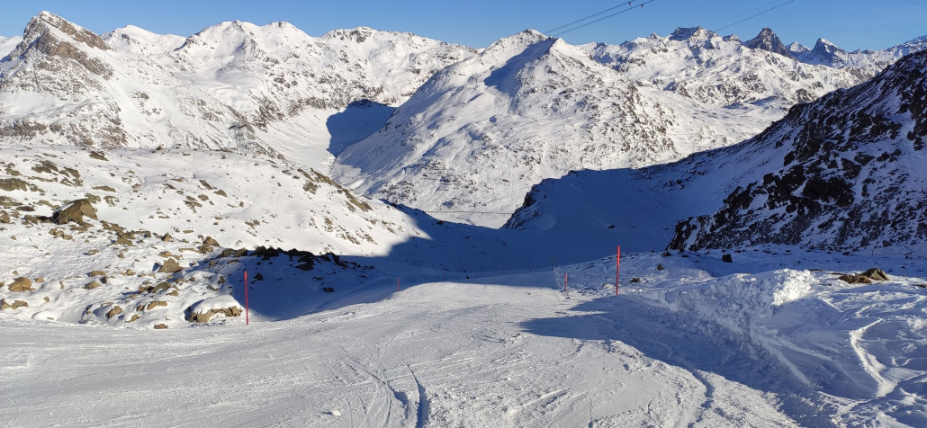 Diavolezza Abfahrt, Blick auf Lagalb