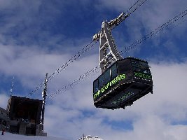 Nochmals die Gegenrichtung. Länge PB der Schweiz. Laufwerke sind neuer.