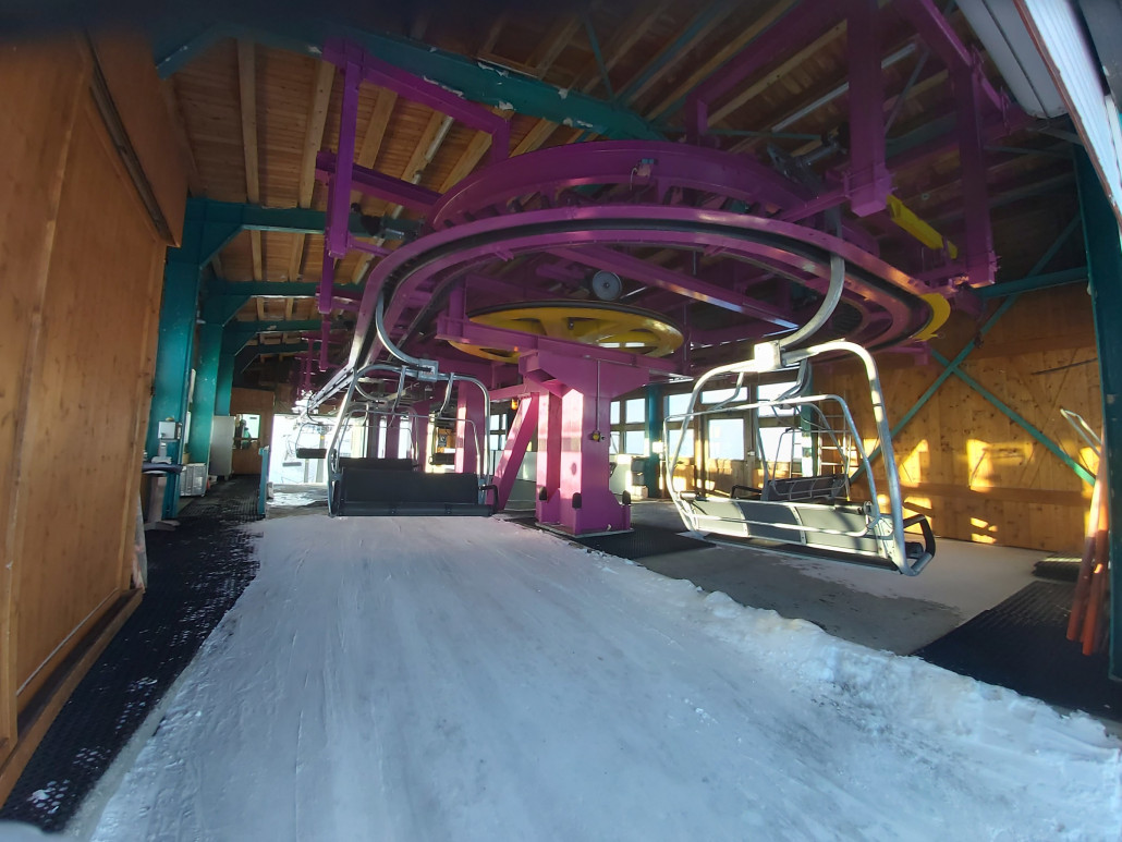 Bergstation, wo es nur so durchpfiff.