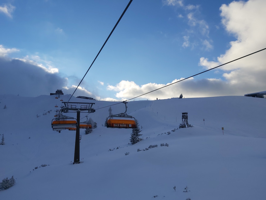 Zieht sich Brutal da hoch. Mit den Bahnen ist man aber auch etwas gemütlicher unterwegs. Etwas schneller als im Sommer.