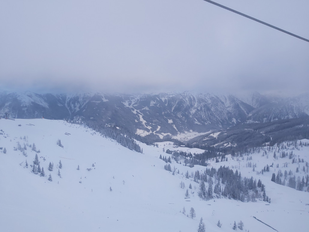 Wartr schon auf den Bus.