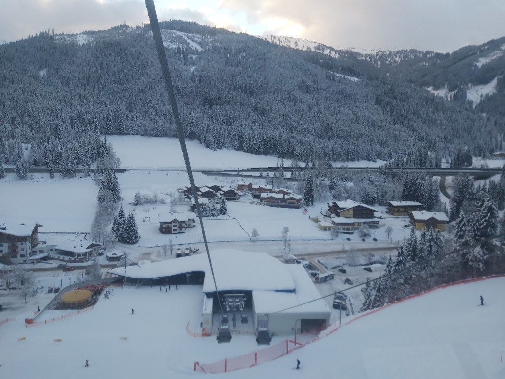 Geht schon meinte man unten im Tal, bin gespannt. 15:58 Uhr ging es durch das Drekreuz.