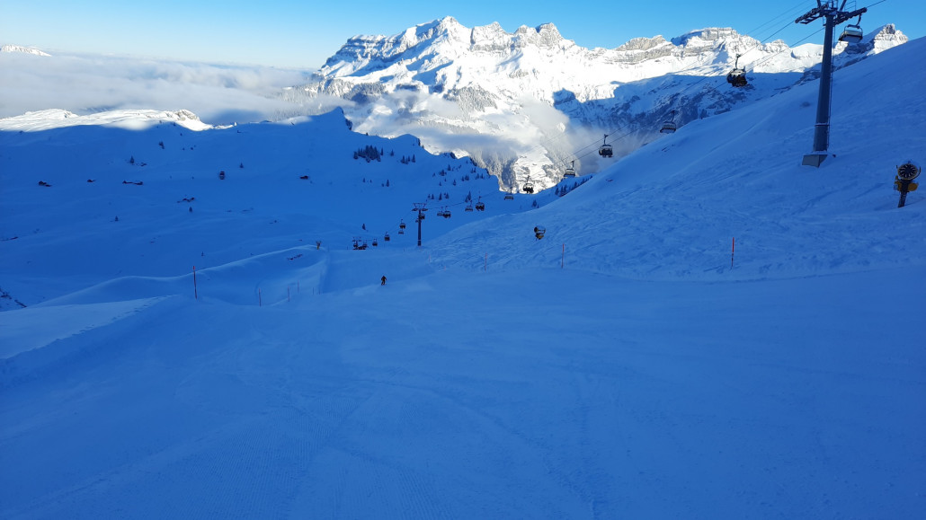 Trübsee-Jochpass sehr schön heute und viel weniger Wind als auf der anderen Passseite