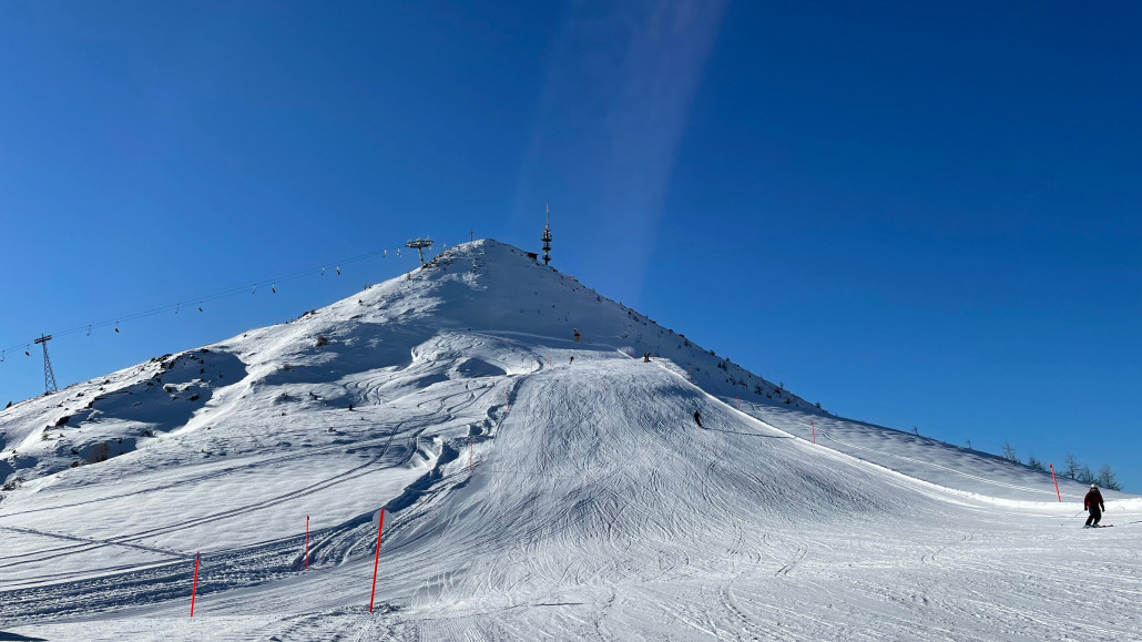 Da oben ging es den ersten Bergkamm runter... vielleicht nicht unbedingt die beste "nach Jahren wieder Skifahren"-Strecke... *upps*