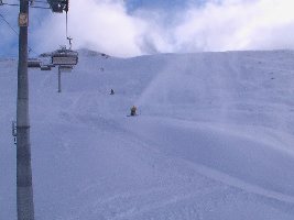 Aus allen Kanonen wurde gefeuert