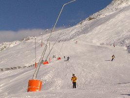 Bild 082_Piste 6 mit Plattachbahn Sektion I.jpg