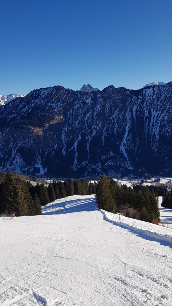 Schwarze Variante der Talabfahrt Fellhorn