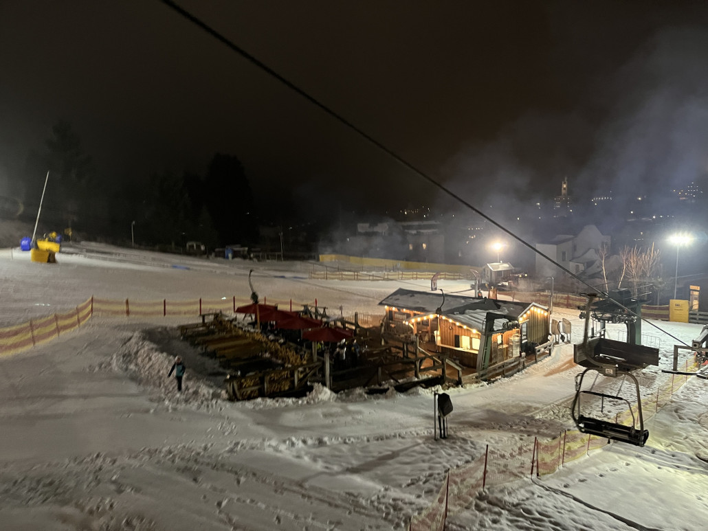 gutes Imbissangebot an der Talstation