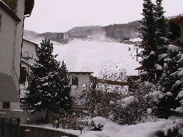 Gleich bei Ankunft erstmal die Beschneiung fotografiert (26.11.)