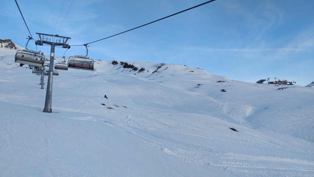 Rote 16 im mittleren Bereich.