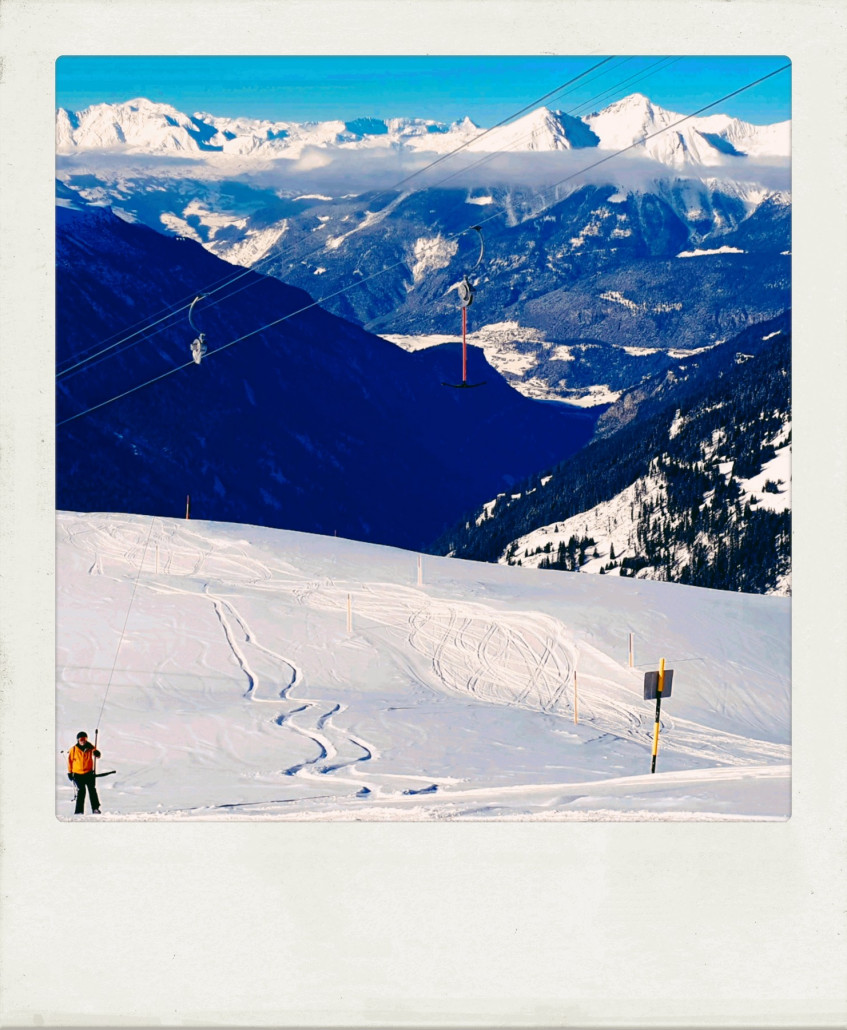 Auch der Ausblick von der Bergstation, über 2500m hoch, ist toll.