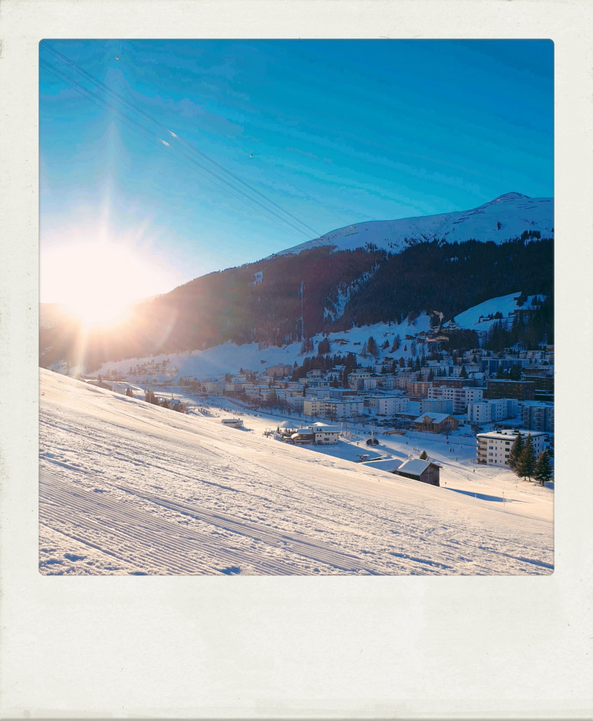 Letzter Blick hinab zur Bolgenschanze und nach Davos Platz.
