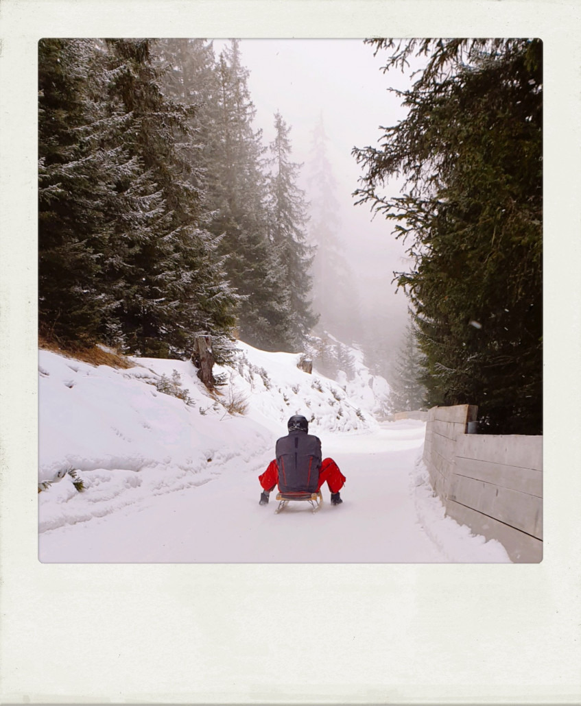 Nun auf der "Lauberhorn"-Schlittelbahn (laut Bergüner Marketing) Darlux-Bergün.