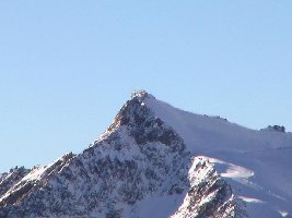Zoom zur Bergstation der GUB am Pitztaler (01.12.)