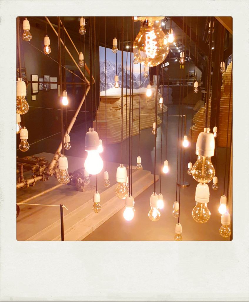 ...geht es hinab und dann wird final noch das Albulamuseum besichtigt. Sehr empfehlenswert. Man erfährt alles über die Bahn, die Region, wie es vorher war, was Vor- und Nachteile des Bahnanschlusses waren usw. Toll! Auch toll für Kinder gemacht.