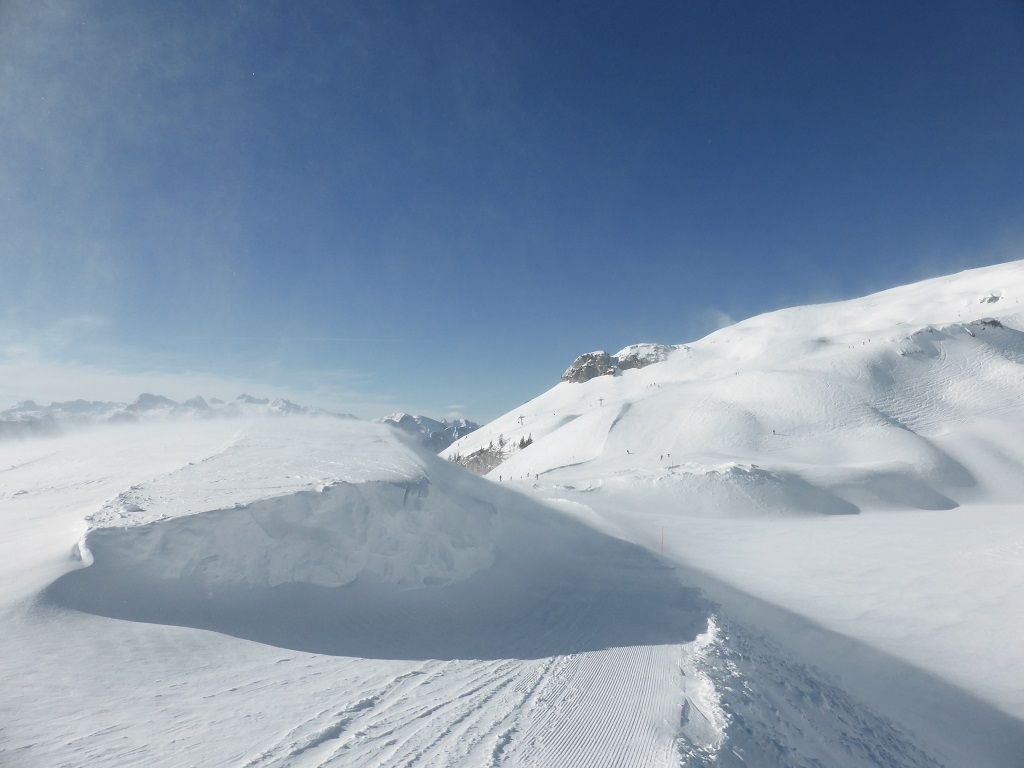 Schnee satt, und der Wind war im oberen Bereich teilweise auch nicht ohne