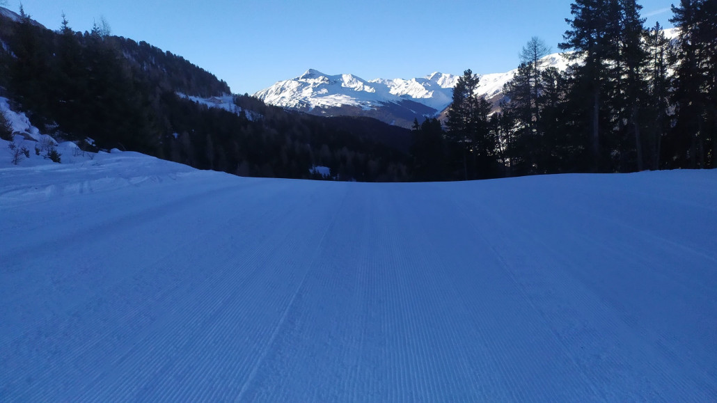Aber zuerst ging es über schön präparierte Pisten ins Tal