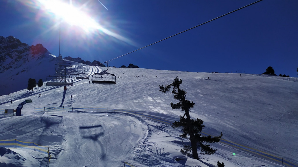 Die Piste an der Zirmbahn entschädigte für die Abfahrt davor