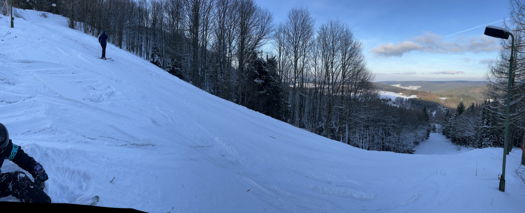 rote Abfahrt hat mir am besten gefallen, gut zu fahren inkl Tiefschneeoptionen am Rand