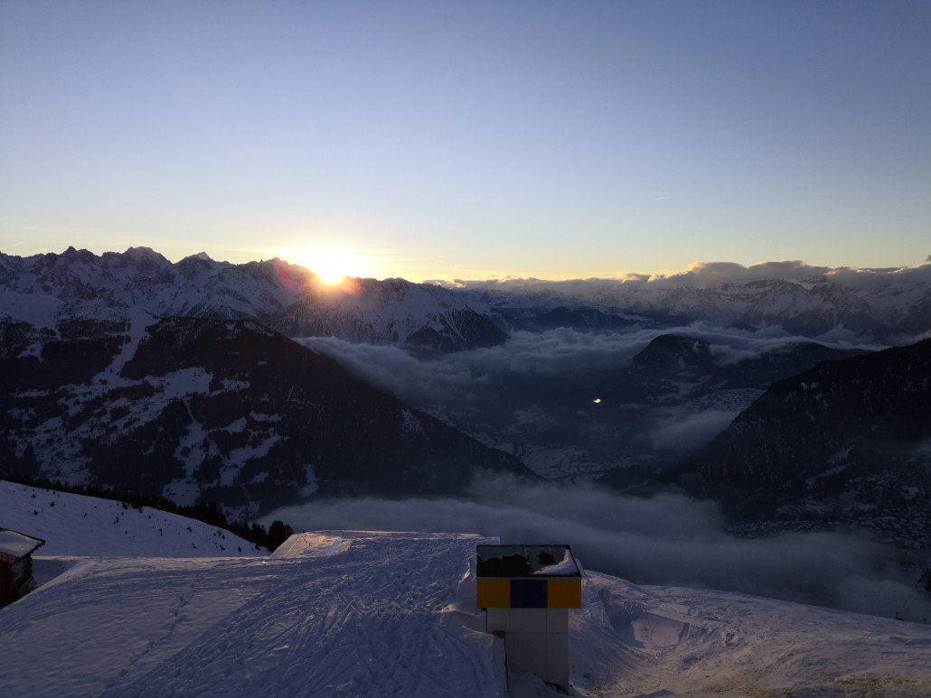 Sonnenuntergangsstimmung um 17:23 Uhr auf Les Ruinettes, der Wechsel nach Nendaz steht an.