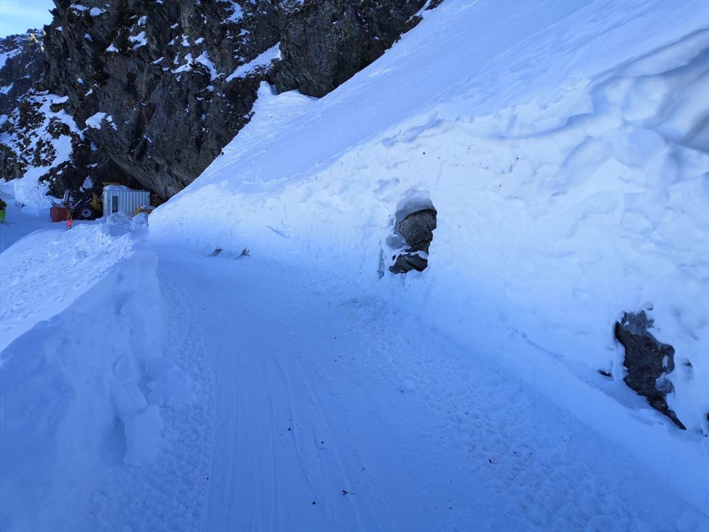 Zufahrt Richtung Col des Mines und Vallon d'Arbi