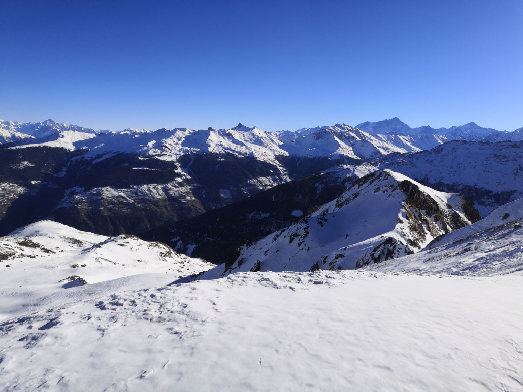 Panorama nach dem ersten Teil des Aufstiegs.