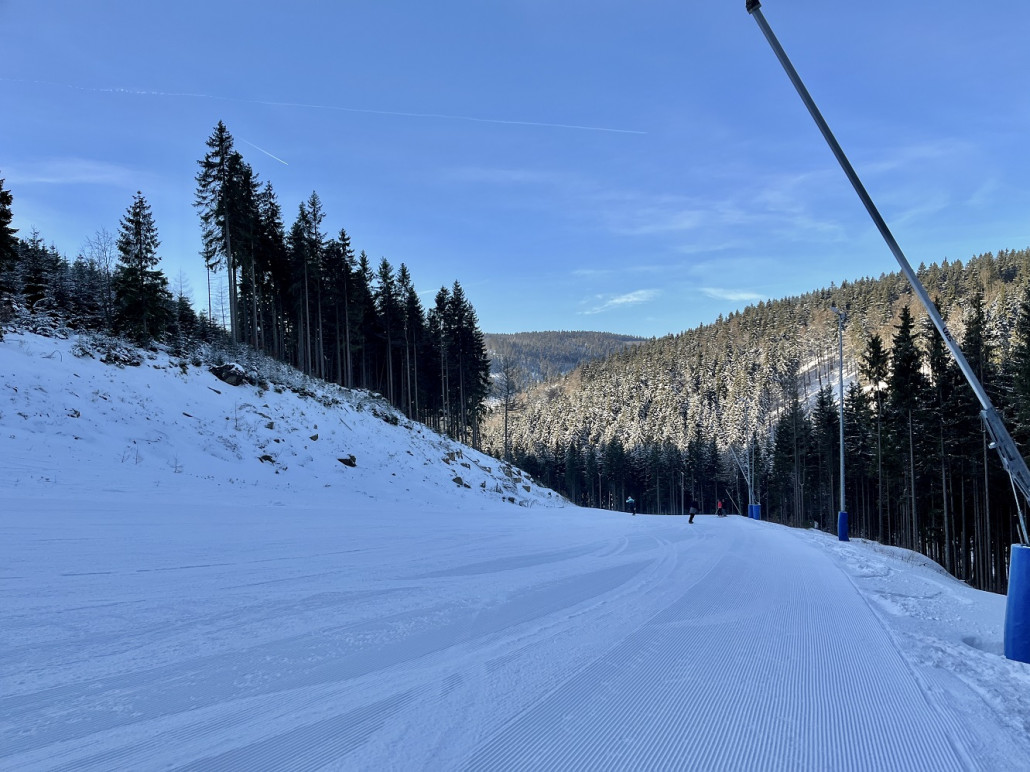 Mittelteil der Piste 1 "Hana" - weitgehend schattig bis zum Mittag, aber tadellos hergerichtet