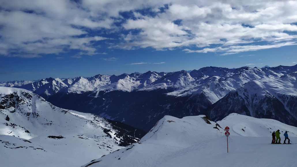Gegenüber sieht man unser nächstes Ziel - See