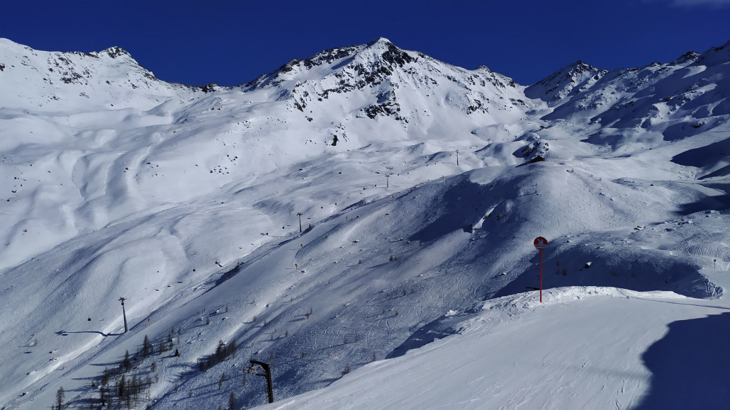 Von dort wollten wir nun noch die zweite Gondel im Gebiet testen, beim letzten Besuch war hier noch Blindflug angesagt