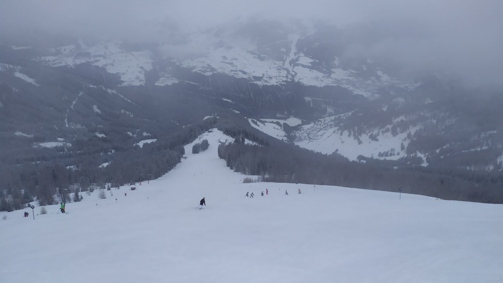 Eine coole Piste, direkt am SL bergab